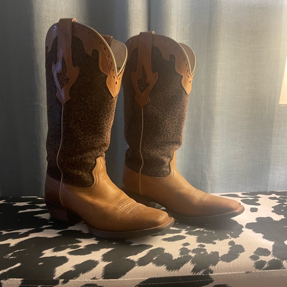 Ariat Tan and Cream Leather Boots